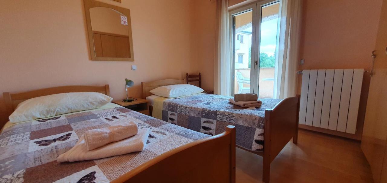 Apartmán Juli No3 & No4 Mugeba Exteriér fotografie