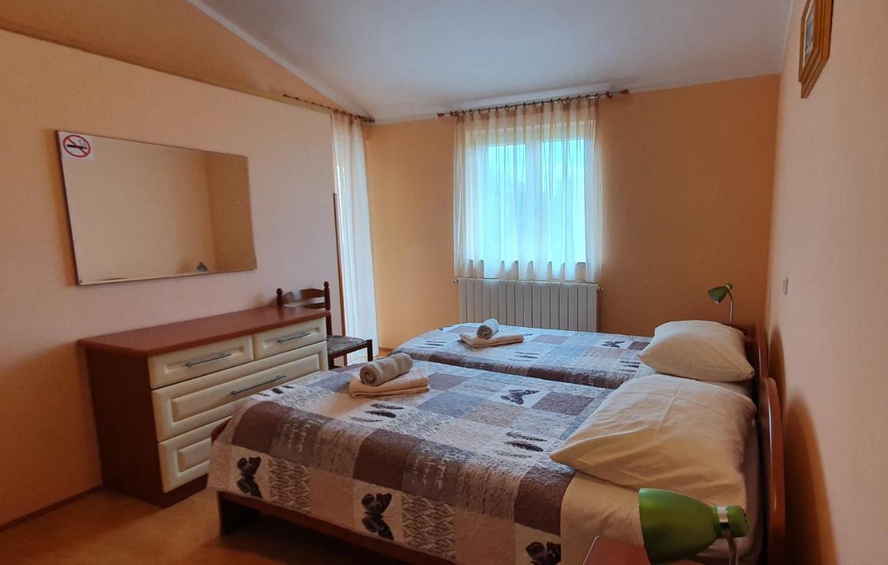 Apartmán Juli No3 & No4 Mugeba Exteriér fotografie